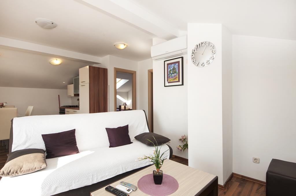 Guest House Loranum Sevid Habitación foto
