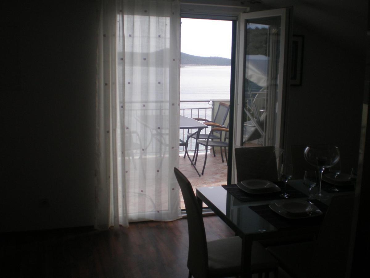 Guest House Loranum Sevid Habitación foto