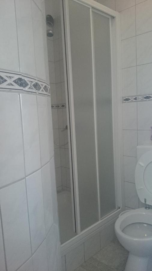 Guest House Loranum Sevid Habitación foto